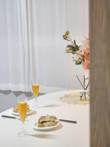 Monami House Hapjeong, Mangwon