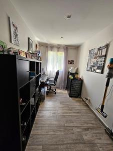 Villas Charmante maison avec piscine et jaccuzi en Provence : photos des chambres