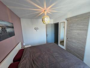 Villas Charmante maison avec piscine et jaccuzi en Provence : photos des chambres