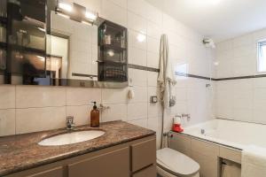 Comfortable apartment in the Itagua neighborhood near the waterfront