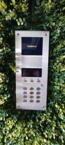 Menesse mitdtown2 , AVE 25TH