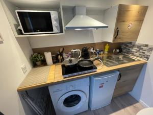 StudioCDG fr Jardin, Studio proche near CDG Roissy airport, Parc Expositions, Stade de France, Arena, Disney, Asterix