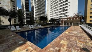 Apartamento Frente a Praia de Pitangueiras garagem piscina e sauna