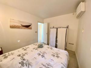 Villas Luxury Modern Provencal Villa Infinity Pool Epic Seaview near Cannes Festival-Ready : photos des chambres