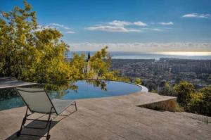 Villas Luxury Modern Provencal Villa Infinity Pool Epic Seaview near Cannes Festival-Ready : photos des chambres
