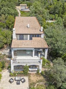 Luxury Modern Provencal Villa Infinity Pool Epic Seaview near Cannes Festival-Ready
