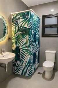 Modern Chalet in Port Said with Stunning City and Garden Views