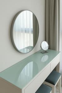 Modern Chalet in Port Said with Stunning City and Garden Views