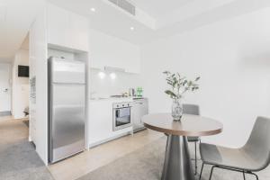 lovely ap in heart of chatswood48