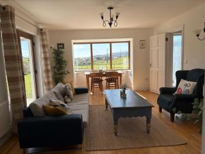 Luxurious large West Cork property with seaviews