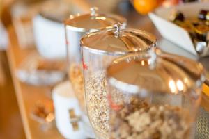 Hotels Cit'Hotel Les Alizes : photos des chambres