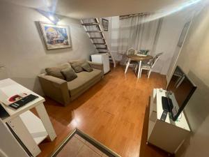 Raquel nice duplex Recoleta
