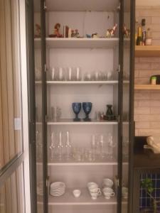 Ótima localização, piscina, varanda, quartos com ar condicionado