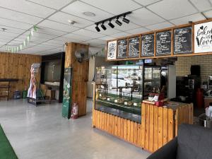 The Circuit Manor Hotel near Ayala Malls Circuit