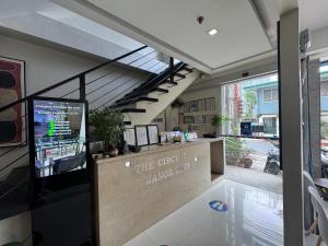 The Circuit Manor Hotel near Ayala Malls Circuit