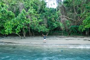 OCEAN Nest with Self-Service Breakfast - AC, Monkeys, Pet-friendly with a Fee