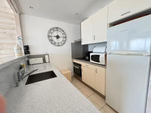 Appartement 2 étoiles face plage avec garage privatif - FR-1-197-622