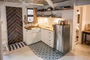 SANGLEY Nest Eco Home with Self-Service Breakfast - Big Garden, Monkeys, Pet Friendly with a Fee