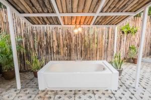 SANGLEY Nest Eco Home with Self-Service Breakfast - Big Garden, Monkeys, Pet Friendly with a Fee