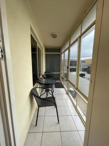 Beach apartment 22 esplanade sea-views