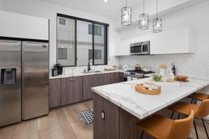 Modern Hollywood Charm