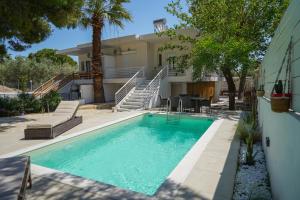 Villa Helio Kineta - 4hvězdičkové hotely ve městě Kineta