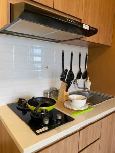 Apartment Full Furnished at Green Pramuka City by Pergiterusindonesia