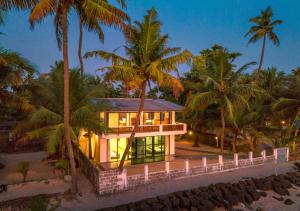 Beachside Pool Villa - Karthiyayini by VOYE HOMES