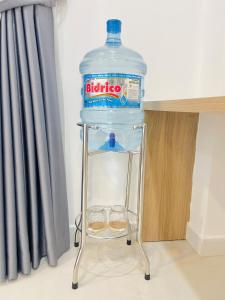 501 Modern Studio with Balcony & Kitchen