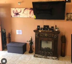 2 Bed-Sleeps 4-Gated community-5 Min Town Centre