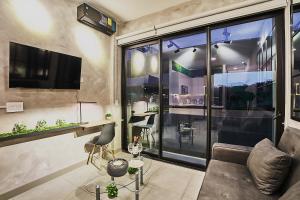 Unique Industrial Apt Near Airport in La Sabana