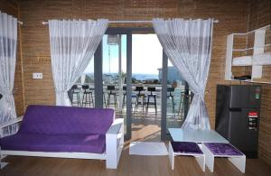 Như Nhà Của Mình