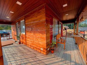Kanav Living Wooden Villa in Kanthalloor