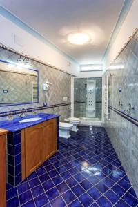 Three-Bedroom Apartment with Sea View