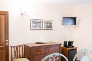Triple Room with Private Bathroom