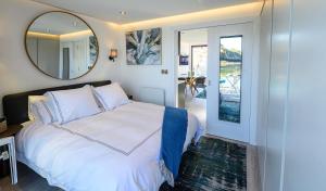 Houseboat in Kinsale