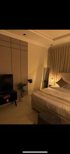 استديو انيق بجلسة جانبية