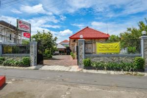 RedDoorz Syariah at Sakinah Family Tulungagung