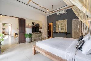 Villa Sarong 2 Chic 2BR Boho Villa Prime Central Location