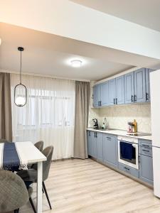 Modern apartment 10 minutes walking distance from N Romanescu Park