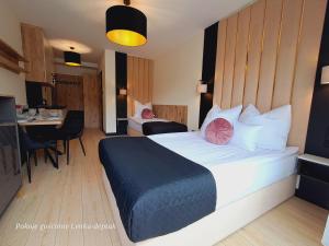 Pokoje gościnne Lenka-deptak