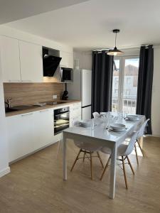 La Jonquille, Appartement Centre Ville de Gérardmer, linge et ménage inclus