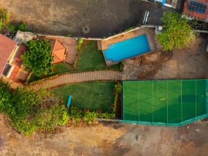 Newly Renovated-Farm Villa -6BHK with Pool & Turf