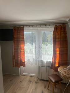 Wynajem Pokoi gościnnych Jaś i Małgosia