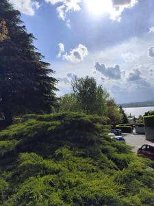 FarmHouse Como Lake Pool & Tennis