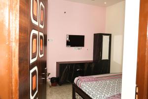 GK RESIDENCY