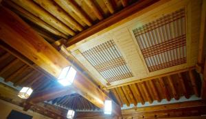 Jeonju Cheongsachorong Taejoro Pension