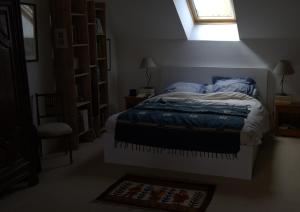 Maisons de vacances Maison Dinannaise -Les Roses- : Maison 2 Chambres