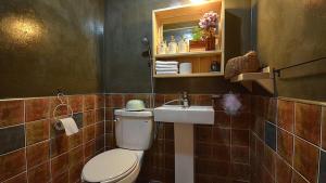 Jeonju Hanok Village under Mountain Pension