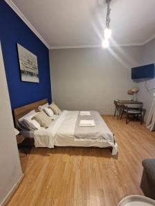 Closer "Egnatia Apartment 4"